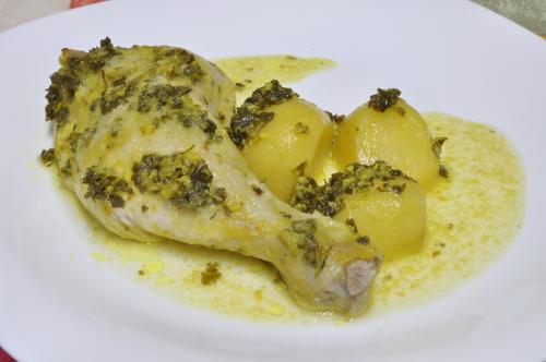 Jak uvařit kuřecí stehýnka lehce pikantní ? Snadné recept, připravený za 30 - 45 minut